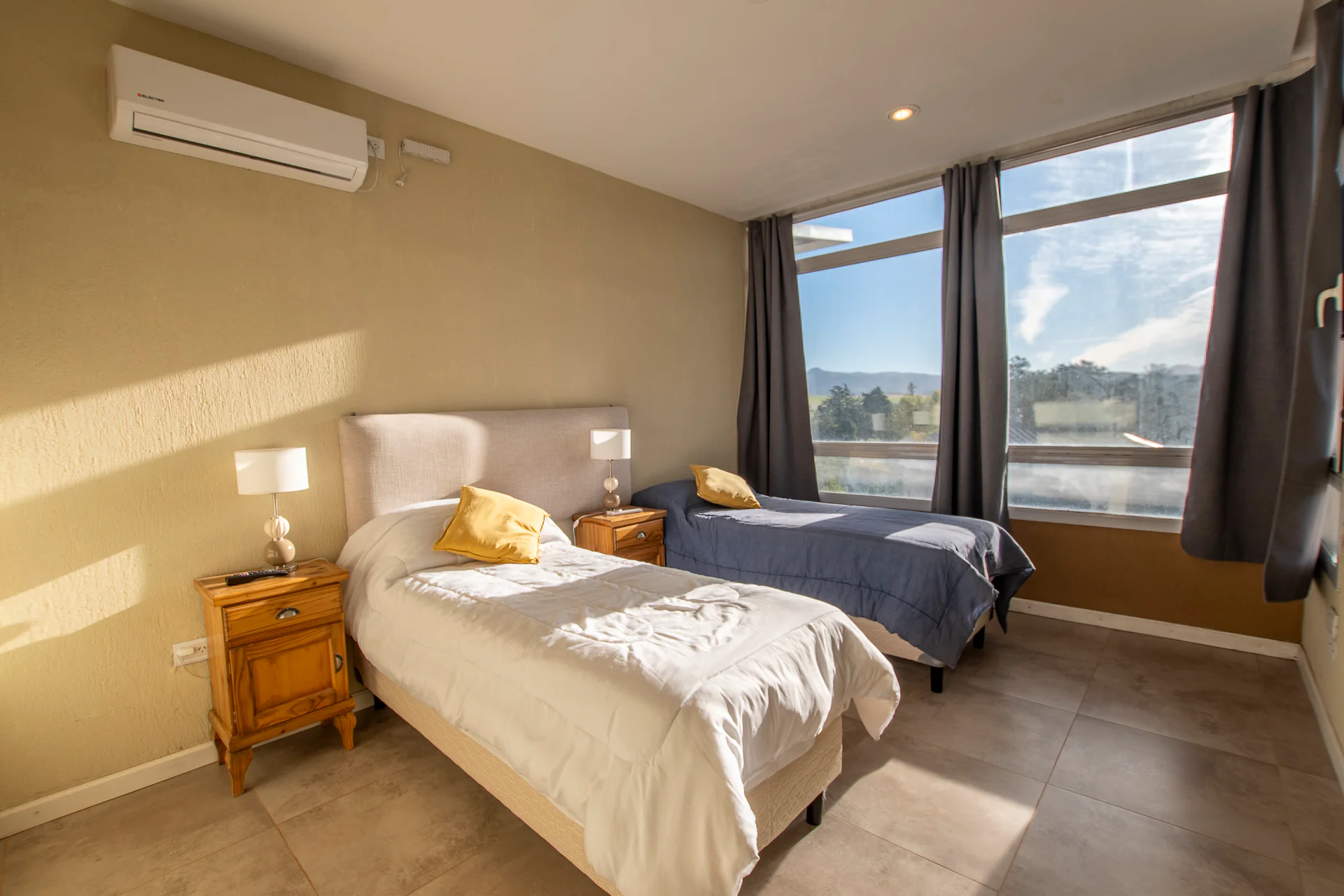 DUPLEX EN VENTA SIERRA DE LA VENTANA - Imagen 11