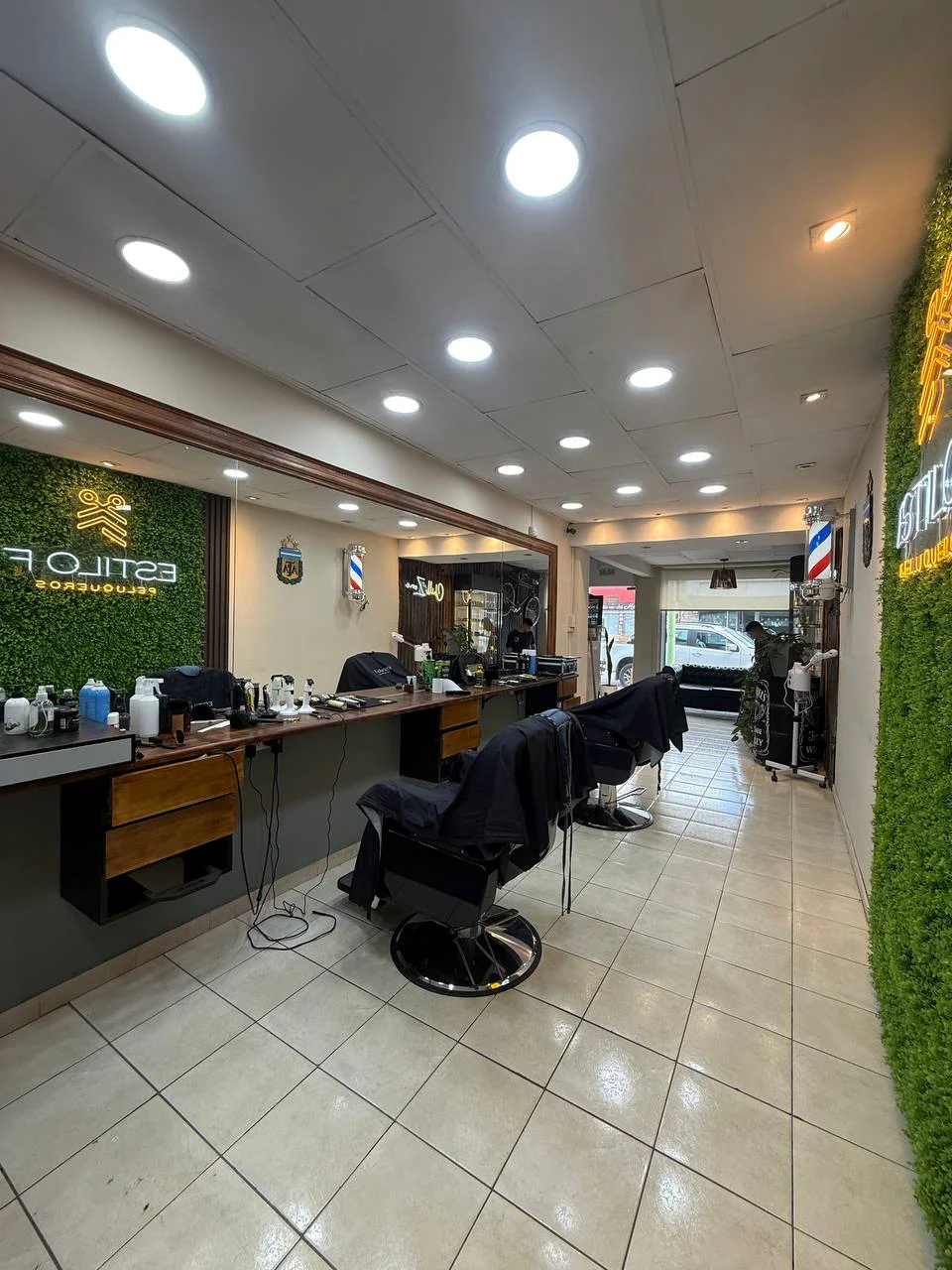 LOCAL Y QUINCHO EN VENTA - Imagen 3