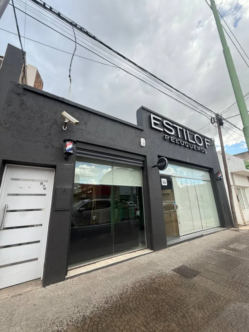 LOCAL Y QUINCHO EN VENTA